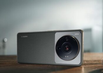 Snapdragon 8 Gen2, дисплей E6 AMOLED на 120 Гц, три 50-МП камеры Leica и MIUI 14 с Android 13 – таким будет флагман нового поколения Xiaomi 13 Pro