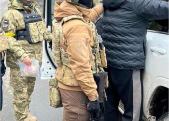 У Херсоні затримали чоловіка, який допомагав російським спецслужбам переправлятись через Дніпро — Новини Херсонщіни