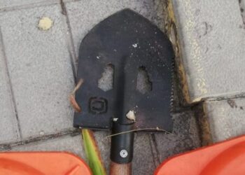 У Камянському 41-річний чоловік забив до смерті знайомого саперною лопатою – Новини Кам’янське