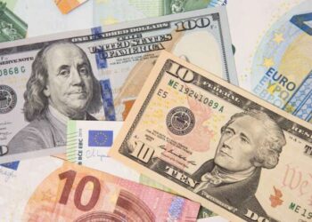 У жовтні українці поклали на депозити понад 200 мільйонів доларів та мільярд гривень  – Новини Кам’янське