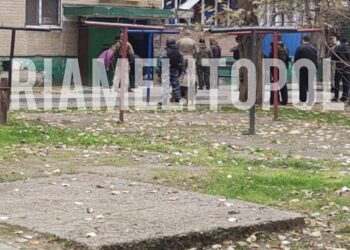 В Мелітополі підірвали під’їзд колаборанта