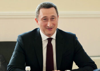 Верховна Рада звільнила міністра розвитку громад України Чернишова | Новини Політики