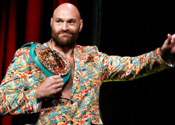 «Фьюри постарается измотать Чисору» — Лебедев