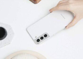 Это рекорд: хакерам потребовалось меньше минуты, чтобы взломать флагман Samsung Galaxy S22