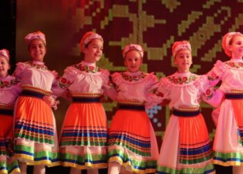 Кіровоградщина: Дитячі танцювальні колективи зібрали кошти для випускника ансамблю «Росинка»