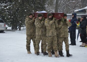 Кропивничани попрощалися з загиблими земляками — Героями