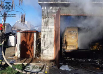 На Дніпропетровщині згорів гараж з мікроавтобусом всередені | — новости Днепра