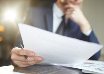 Отримання фізичною особою довідки про наявність земельних ділянок