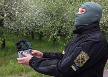 Рівнян просять допомогти купити квадрокоптер для ЗСУ