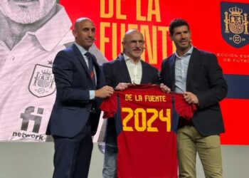 Сборная Испании представила нового главного тренера (ФОТО) (12 декабря 2022 г.) — Новости футбола