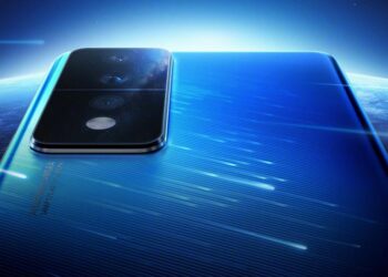 Snapdragon 8+ Gen 1, 54-МП камера и 66-Вт зарядка – известны характеристики Honor 80 GT