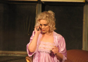 Сьогодні день народження відомої дніпровської актриси Олени Поповой | — новости Днепра