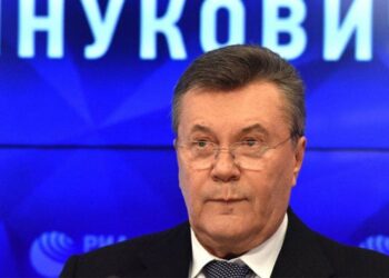 ВАКС стягнув арештовані мільйонні активи Януковича у дохід держави | Новини Політики