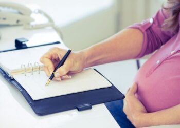 Заборгованість з виплат допомоги по вагітності та лікарняним обіцяють погасити у грудні – Новини Кам’янське