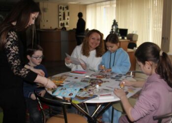 Бібліотекарі пояснили кропивничанам, що таке карта бажань