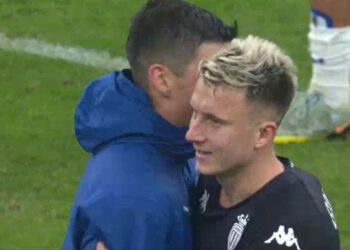 Малиновский обнялся с российским легионером «Монако» после матча чемпионата Франции (ФОТО) (29 января 2023 г.) — Новости футбола