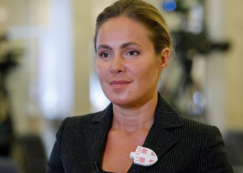 Наталія Королевська та її чоловік Юрій Солод склали мандати нардепів | Новини Політики