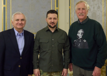 Підтримка США наближає нашу перемогу: Зеленський на зустрічі з сенаторами Рідом та Кінгом | Новини Політики