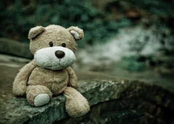 Політика РФ щодо усиновлення українських дітей має геноцидний умисел — Резніков | Новини Політики