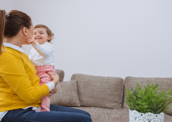 Родинам із дітьми, які потребують додаткового догляду, доступна соціальна послуга «муніципальна няня» – Новини Кам’янське