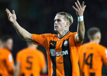 «Шахтер» поставил Мудрику ультиматум: или идёшь в «Челси», или не покинешь клуб (15 января 2023 г.) — Новости футбола