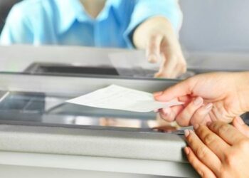 У рейтингу українських банків за кількістю відділень у 2022 році вперше змінив лідер – Новини Кам’янське