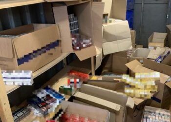 У рівнянина вилучили більше 7 тисяч пачок фальсифікованих цигарок