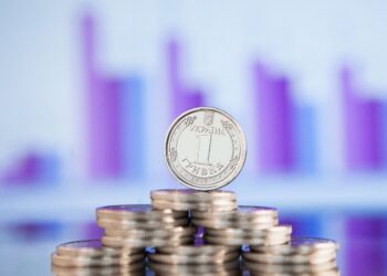 Декларування 2023: Чи включаються до складу податкової знижки суми коштів, перерахованих у вигляді благодійних внесків у період воєнного