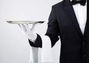 Кропивницька служба зайнятості пропонує опанувати спеціальність офіціанта