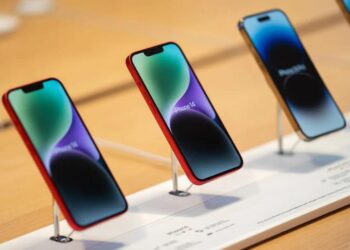 Половина корпусов для iPhone, которые производятся в Индии, — бракованная