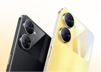 realme V30 и realme V30t: бюджетные смартфоны с чипом MediaTek Dimensity 700, двойной камерой, батареей на 5000 мАч и ценой от $160