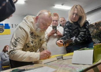 У Херсоні відбулася презентація книги письменника Олега Гавріша — Новини Херсонщіни