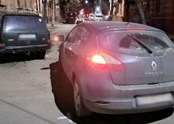 У Кропивницькому на перехресті не розминулися джип і рено