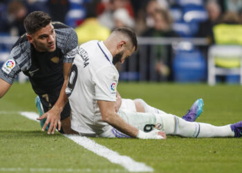 У «Реала» проблема: Бензема не сыграет с «Ливерпулем» (18 февраля 2023 г.) — Новости футбола