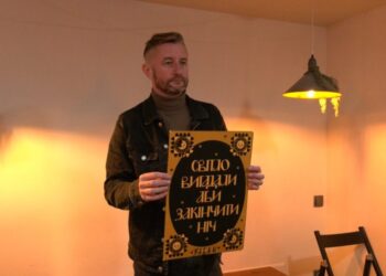 В Одесі відбулася автограф-сесія з письменником та музикантом Сергієм Жаданом — Новини Херсонщіни