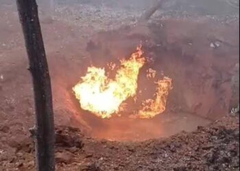 Ворожа ракета поцілила в газопровід високого тиску в Запоріжжі | Запорозька