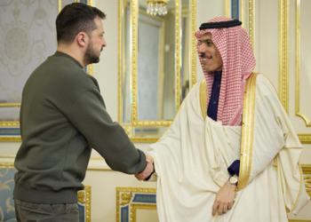 Глава МЗС Саудівської Аравії прибув в Україну та зустрівся із Зеленським | Новини Політики