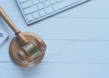 Які строки оскарження в суді повідомлень-рішень або інших рішень контролюючого органу?