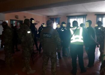 Обіцяли рідним надати інформацію про зниклих військових: в колонії на Рівненщині викрили шахраїв