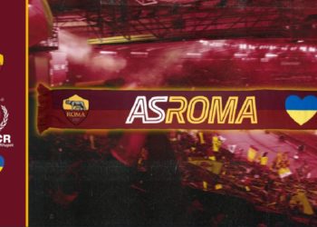 «Рома» выпустила шарфы в поддержку Украины (ФОТО) (6 марта 2023 г.) — Новости футбола