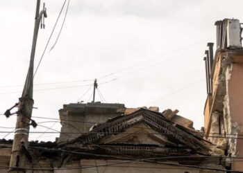 Чотири людини отримали поранення внаслідок учорашнього обстрілу Херсона