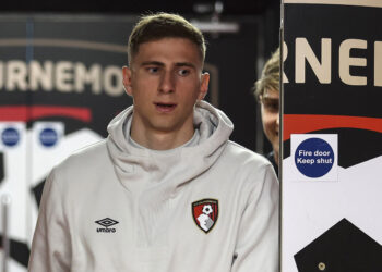 Илья Забарный сегодняшний матч «Борнмута» провел на скамейке запачных (30 апреля 2023 г.) — Новости футбола