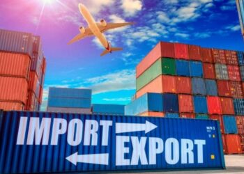 Яким чином здійснюються розрахунки між резидентами і нерезидентами за такими валютними операціями як експорт та імпорт товарів, робіт,