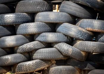 Куди рівнянам можна діти відпрацьовані автомобільні шини