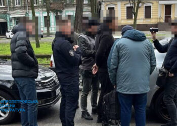 На Дніпропетровщині держінспектор «пропонував» перевізникам заплатити за «нестворення штучних перешкод» – Новини Кам’янське