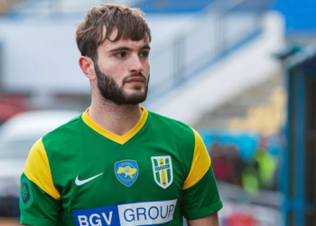 Официально. «Полесье» объявило о расторжении контракта с Черваком, который толкнул арбитра (12 апреля 2023 г.) — Новости футбола