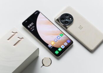 OnePlus представила специальную версию OnePlus 11 с задней панелью в цвете поверхности Юпитера, 16 ГБ ОЗУ и ценой в $710
