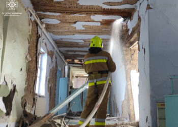 Після обстрілу на Миколаївщині загорілась будівля школи — Новини Херсонщіни