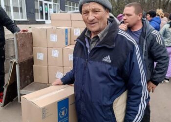 Співробітники бюджетних установ Нововоронцовки отримали гуманітарну допомогу — Новини Херсонщіни