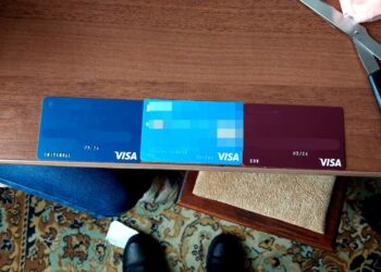 В’язні з Рівненщини «заробили» на обмані людей 30 тисяч гривень